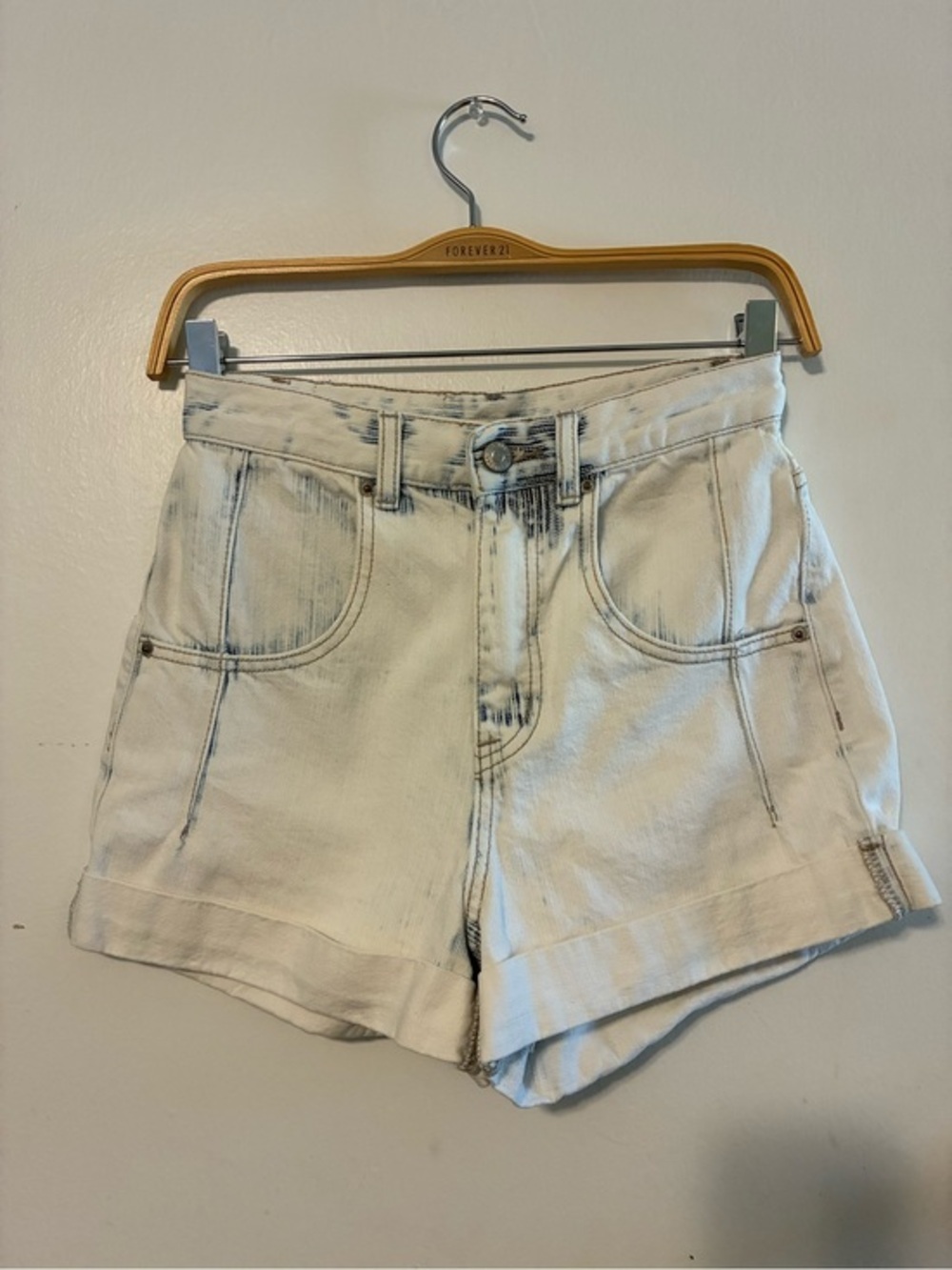 BDG Urban Outfitters Acid Wash High Rise Roll Hem Jean Shorts Women’s size 24